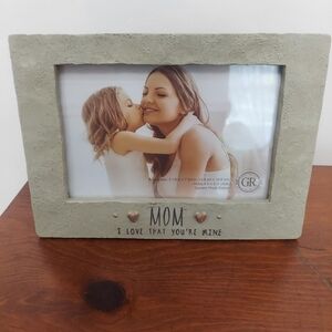 NIB Grasslands Road Mom Frame